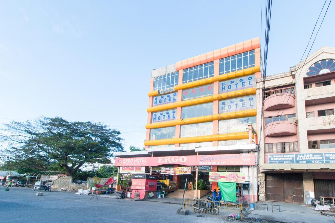 Reddoorz Plus Near Vigan City Commercial Center Exteriör bild