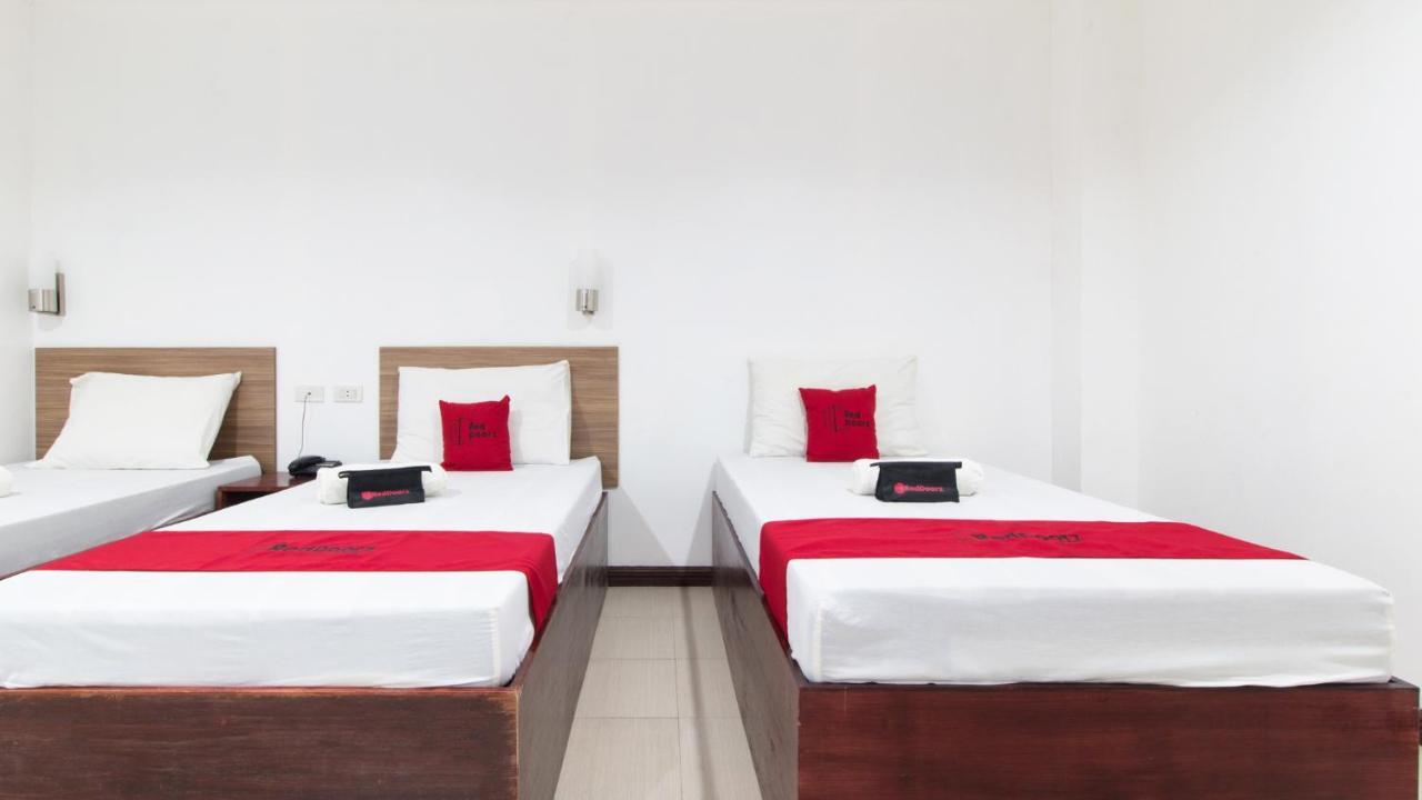Reddoorz Plus Near Vigan City Commercial Center Exteriör bild