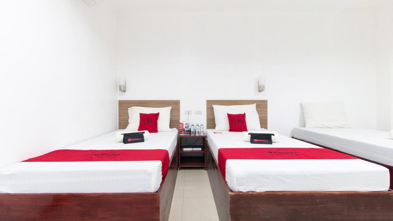 Reddoorz Plus Near Vigan City Commercial Center Exteriör bild