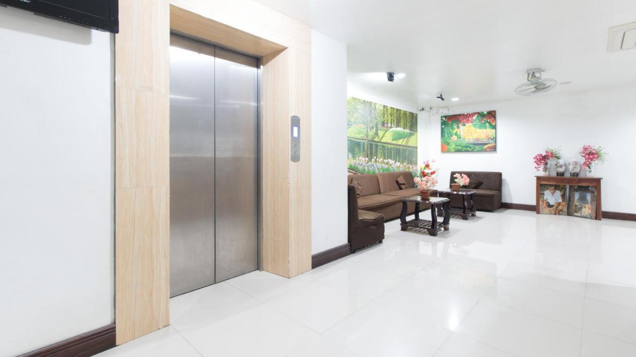 Reddoorz Plus Near Vigan City Commercial Center Exteriör bild