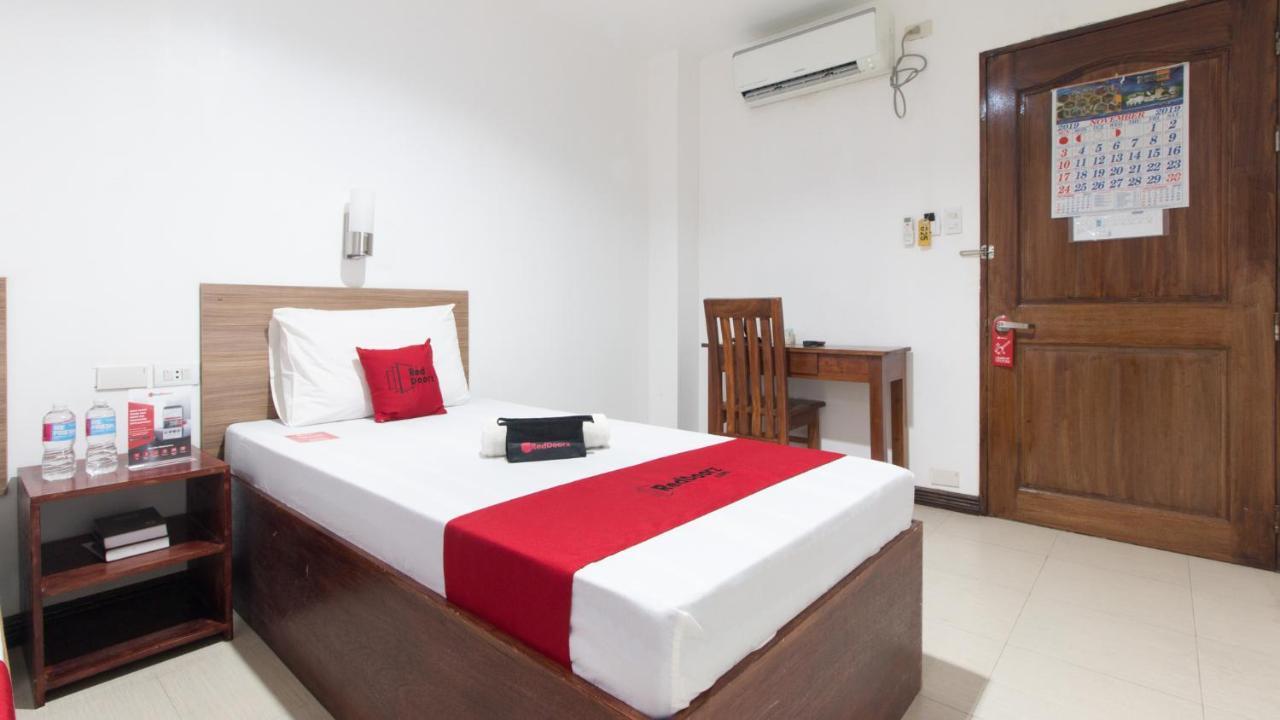 Reddoorz Plus Near Vigan City Commercial Center Exteriör bild